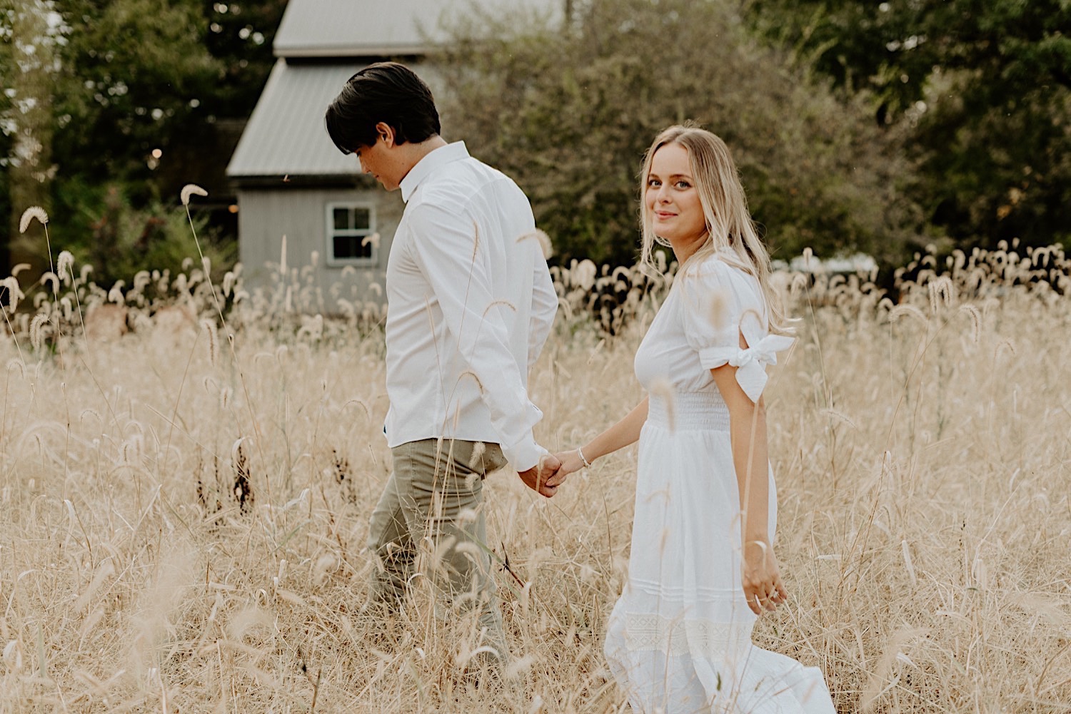 Woolverton Inn Engagement Session Fall Couple Session New Jersey Wedding Photographer 09