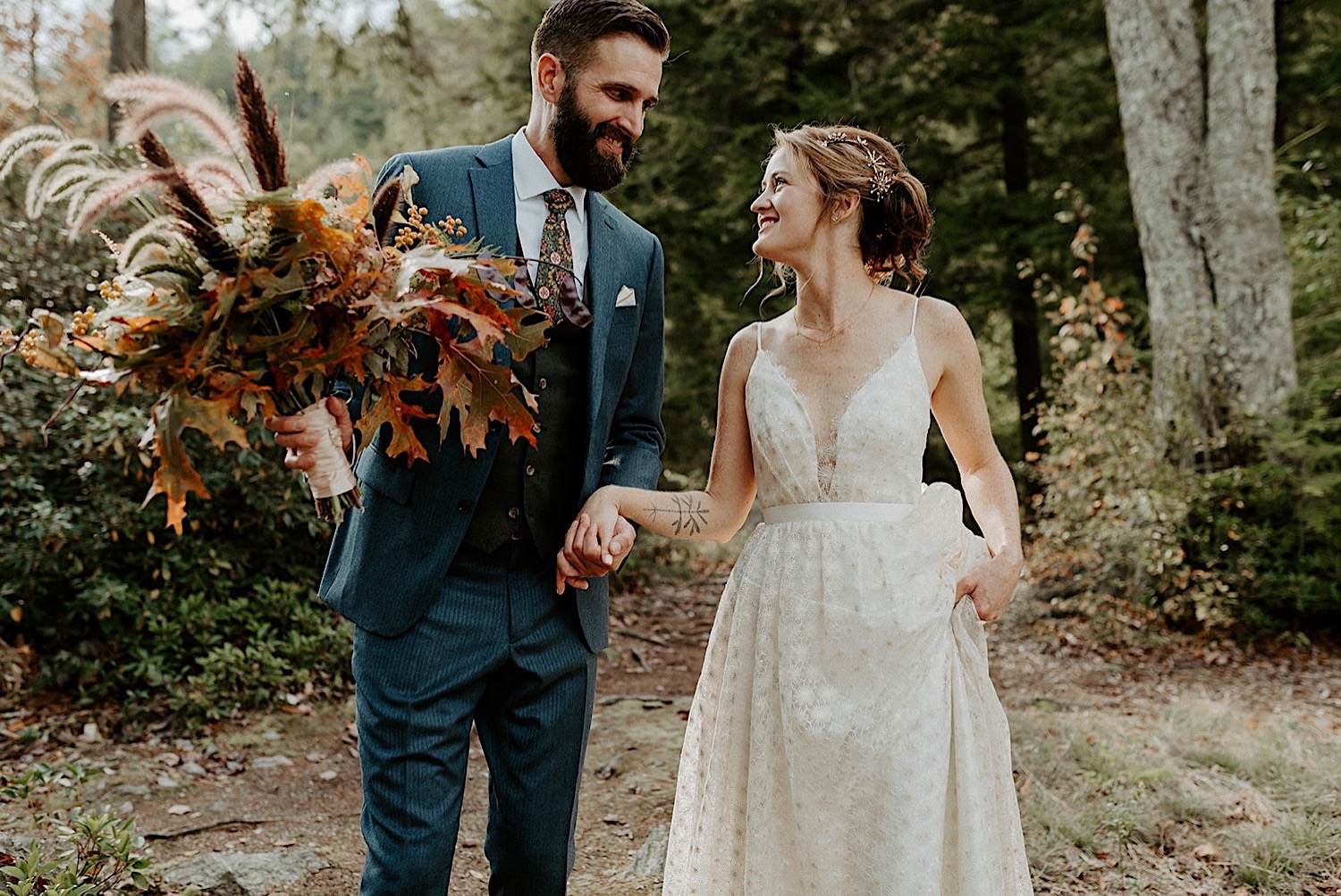 040 Lakeside Wedding Outdoor Wedding Boho Inspiration Wedding Destination Wedding Maine Wedding Connecticut Wedding Photographer Boston Wedding Photographer