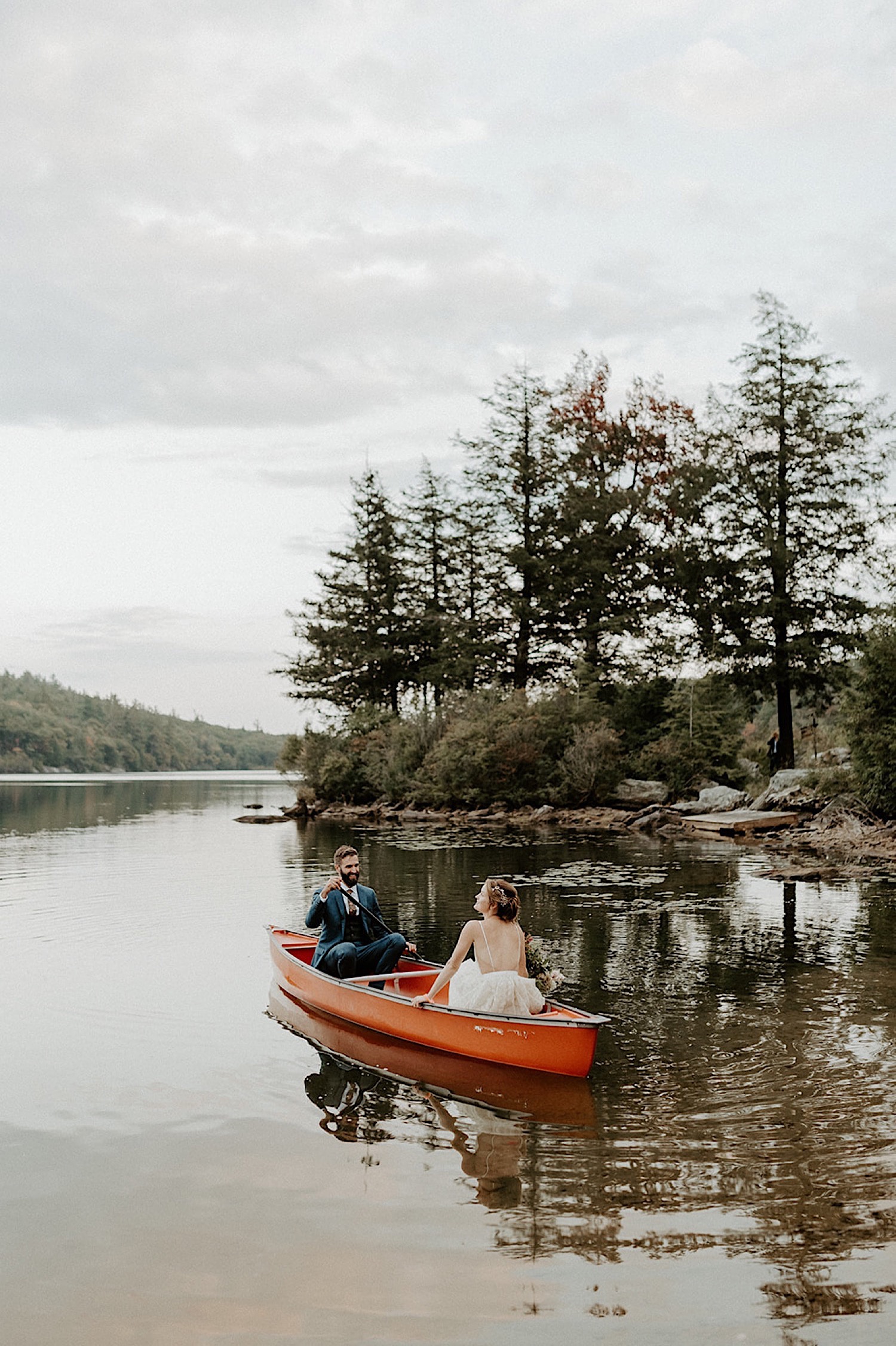 093 Lakeside Wedding Outdoor Wedding Boho Inspiration Wedding Destination Wedding Maine Wedding Connecticut Wedding Photographer Boston Wedding Photographer