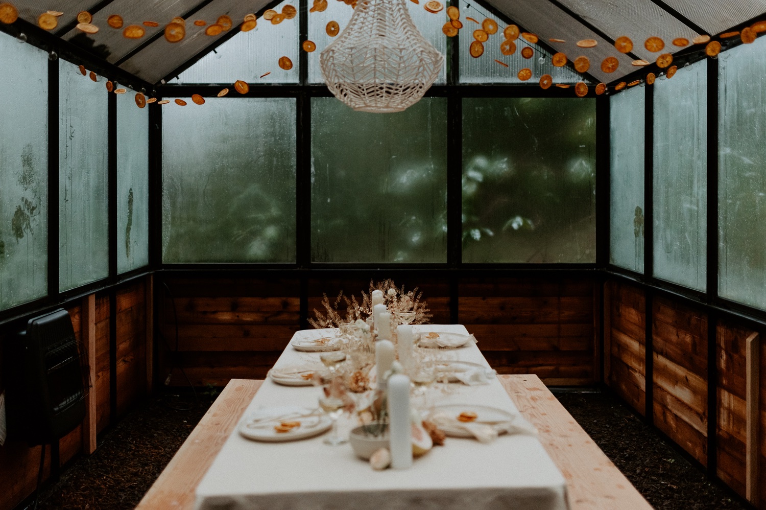 The Woodlands House Sandy Oregon Elopement Portland Elopement Photographer PNW Adventurous Elopement Anais Possamai Photography 004