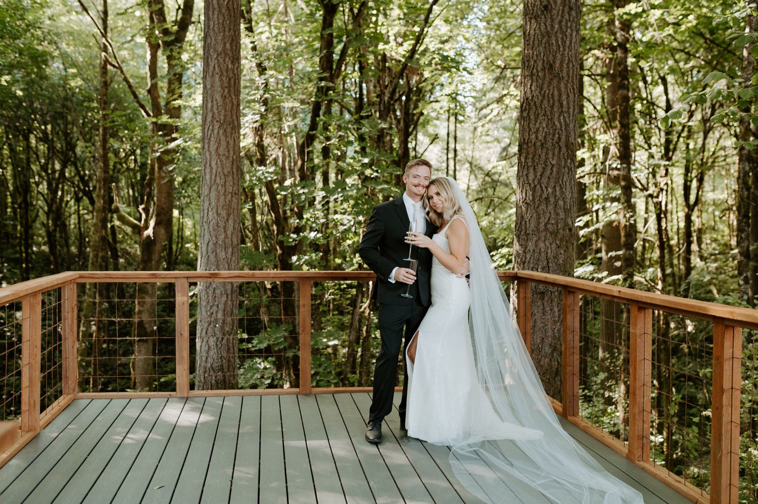 Private Estate Intimate Wedding In Vancouver Washington Bend Wedding Photographer Anais Possamai Photography 023