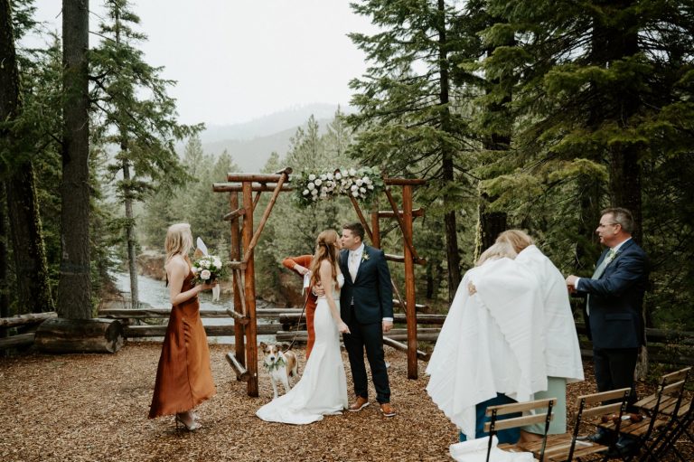 Skyliner Lodge Intimate Wedding in Bend, Oregon