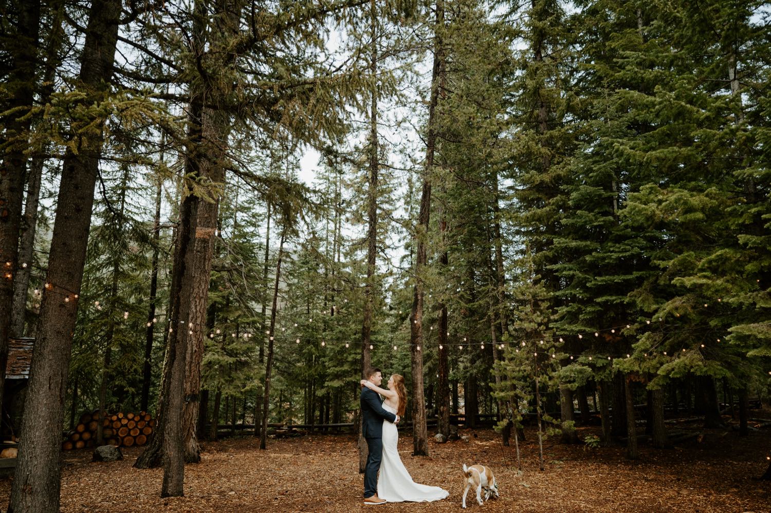 Skyliner Lodge Intimate Wedding In Bend Oregon Bend Wedding Photographer 26