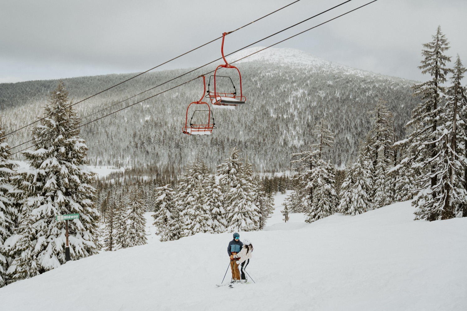 A Winter Couple Session At Mt Bachelor Bend Wedding Photographer Anais Possamai Photography 06