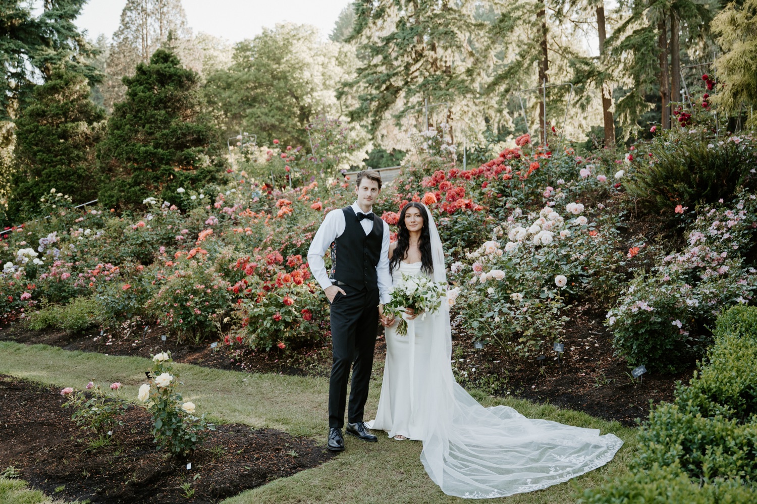 Portland International Rose Garden Wedding Portland Wedding Photographer Anais Possamai Photography 056