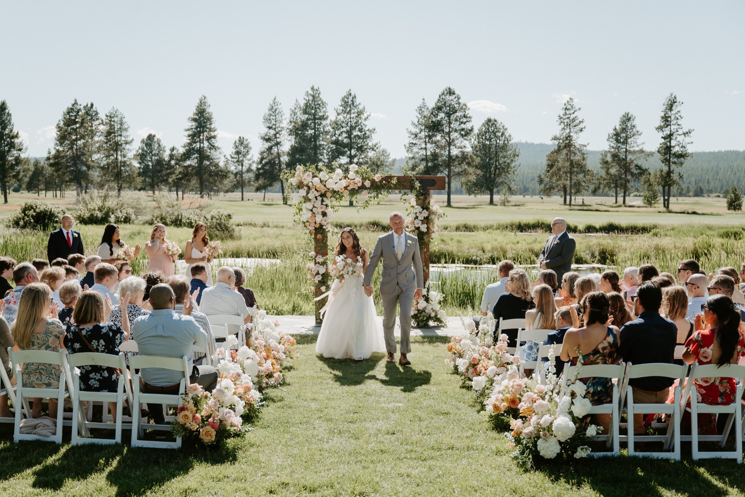 Sunriver Resort Wedding Bend Wedding Photographer Anais Possamai 027